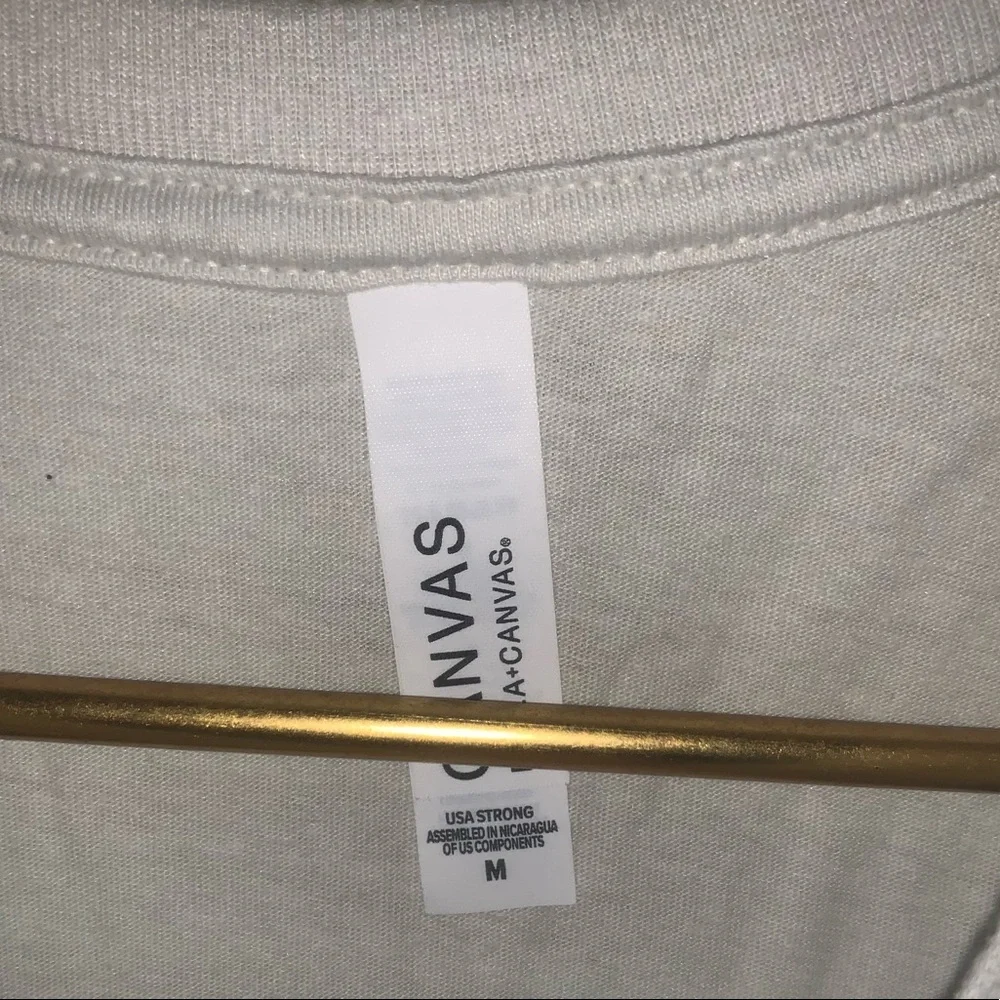 Johnny Depp isn’t happy hour anytime? Graphic T-shirt - Picture 3 of 3